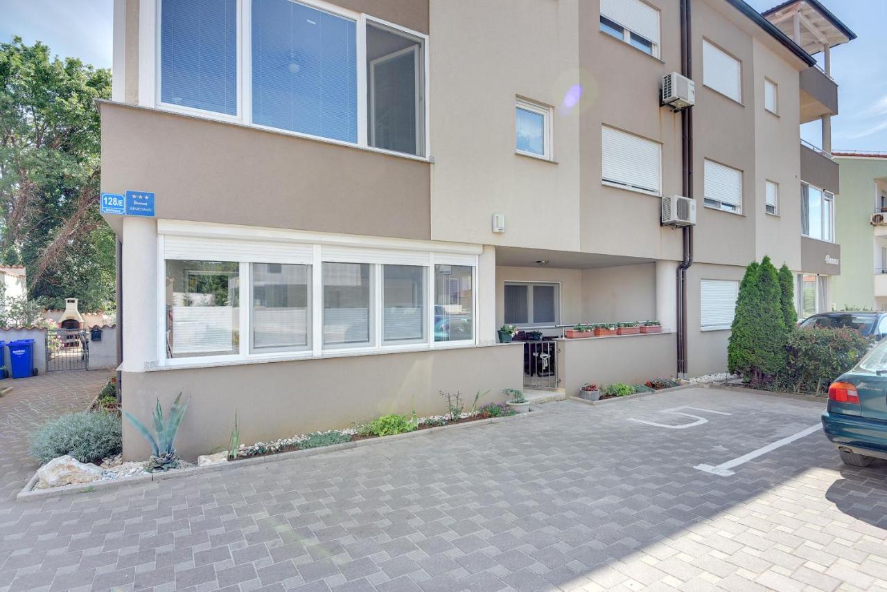 Apartment Mores Μεντουλίν Εξωτερικό φωτογραφία